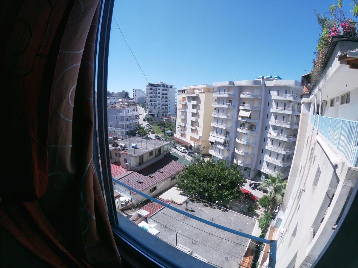 Honey Apartments Near Promenade Sarandë Exterior foto
